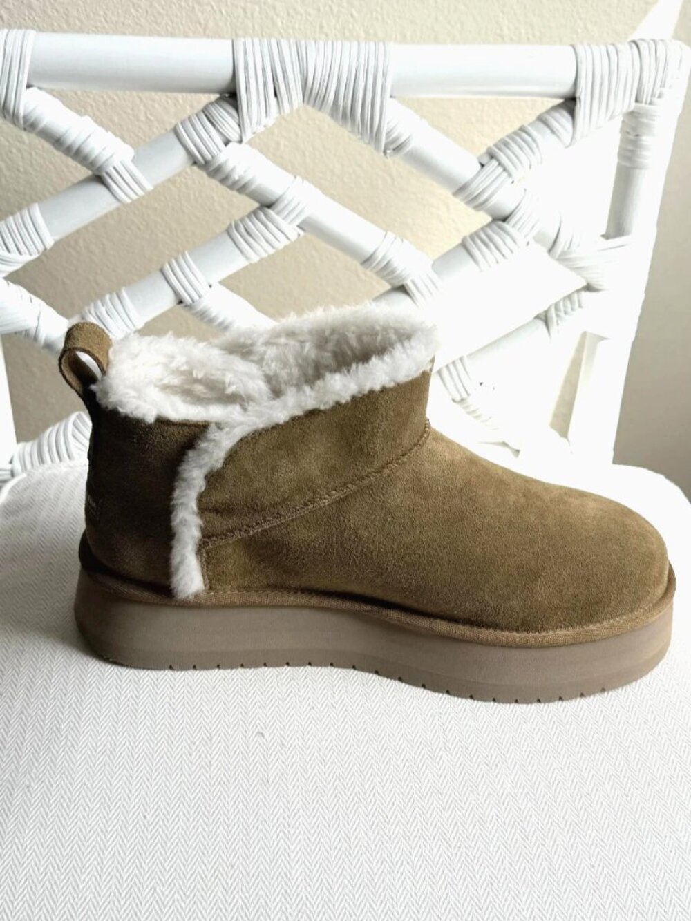 Koolaburra by UGG Women's Koola Ultra Platform Boots Chestnut US 11 New - Picture 13 of 13